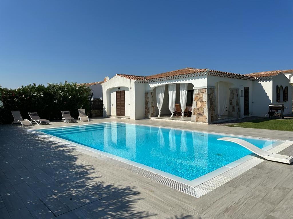 Villa Cinzia Tanaunella Exterior photo